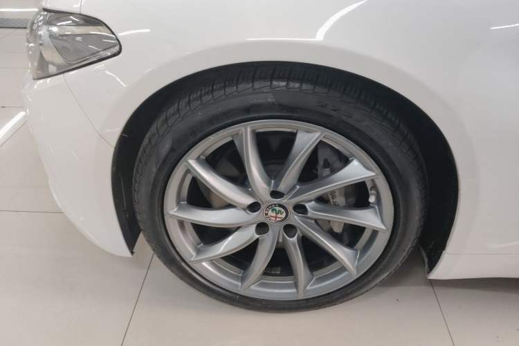 Used Alfa Romeo Giulia 2017 2.0T 280HP Luxury Edition