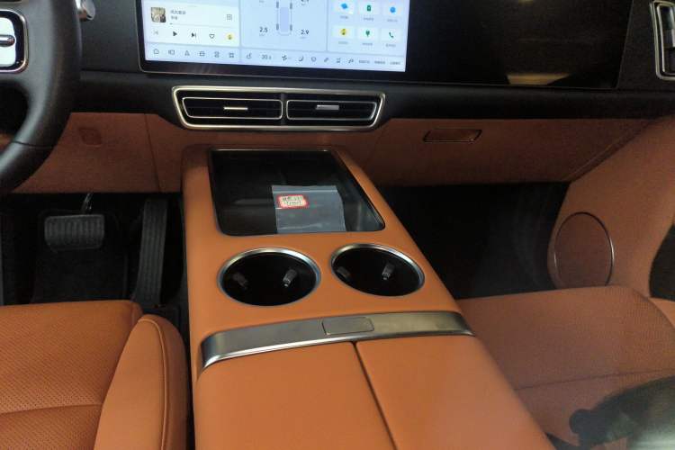 Used Li Auto L8 2025 Ultra Smart Refreshed Edition