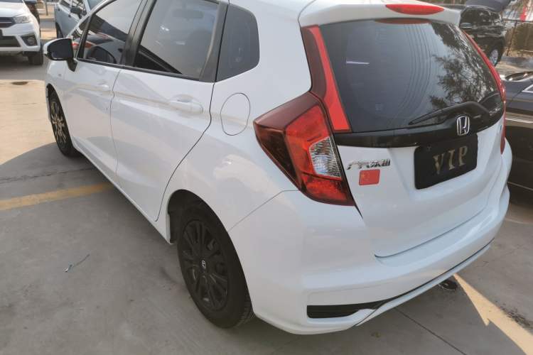 Used Honda Fit 2018 1.5L CVT Comfort Version