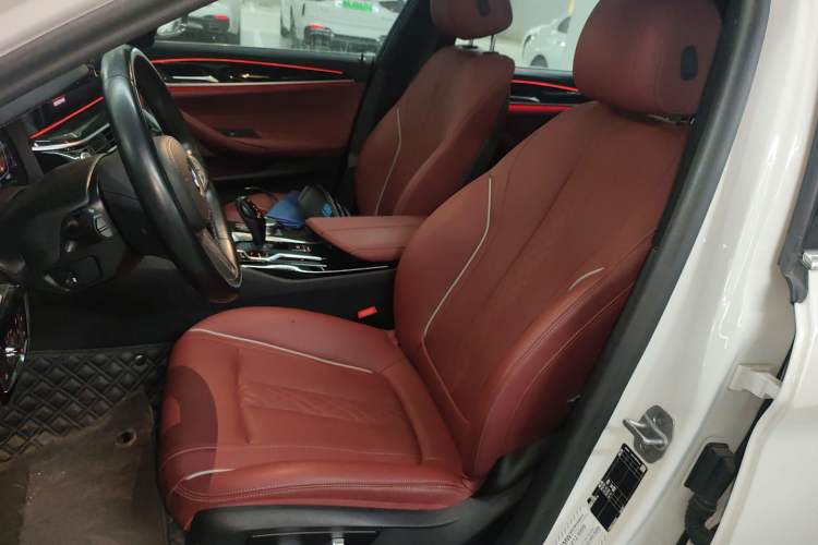 Used BMW 5 Series 2022 Second Facelift 525Li M Sport Package
