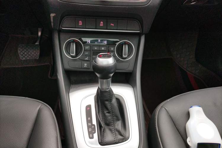 Used Audi Q3 2017 30 TFSI Fashion Model
