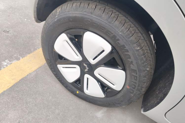 Used Wuling Hongguang MINIEV 2025 Four-Door Version Advanced Edition