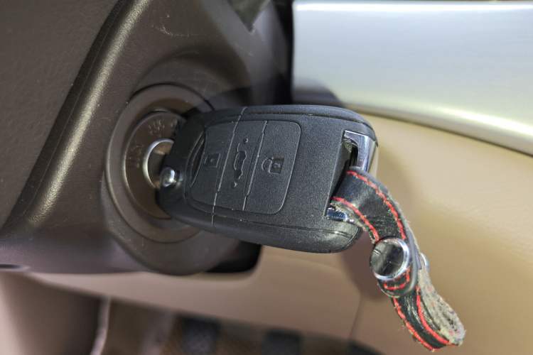 Used Baojun 730 2016 1.5L Manual Comfort Version 7 Seats China V Emission Standard
