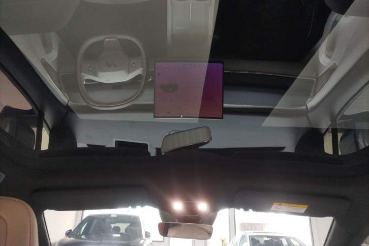 Used ONVO L60 2024 60 kWh Rear-Drive Version
