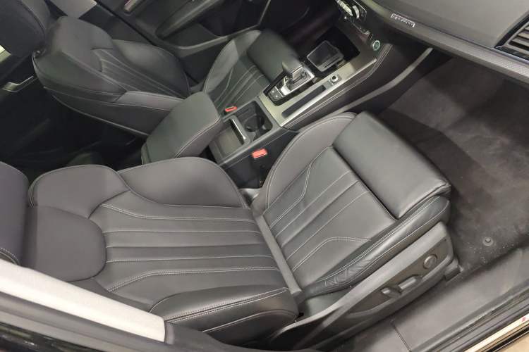 Used Audi Q5L 2022 Updated 40T Luxury Dynamic Edition
