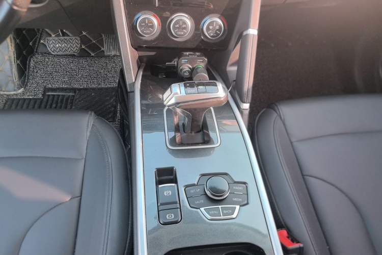 Used Haval H6 2018 Sport Edition 1.5T Automatic Two-Wheel Drive Elite Model China V Standard
