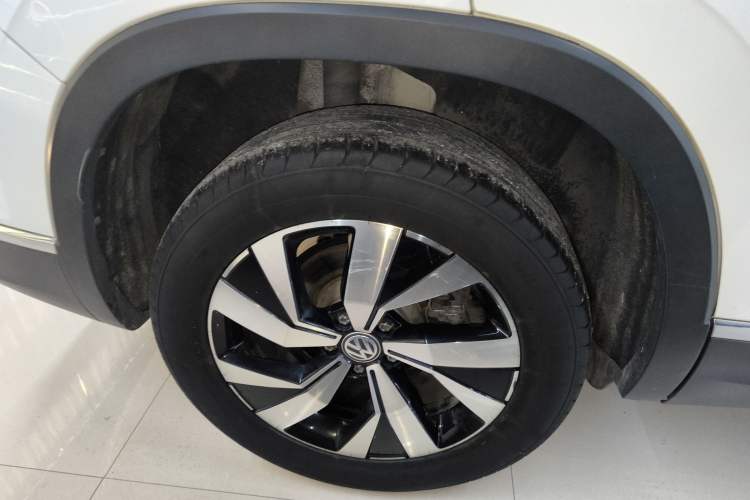 Used Volkswagen Tayron 2020 330TSI Two-Wheel Drive Luxury Smart Connectivity Version
