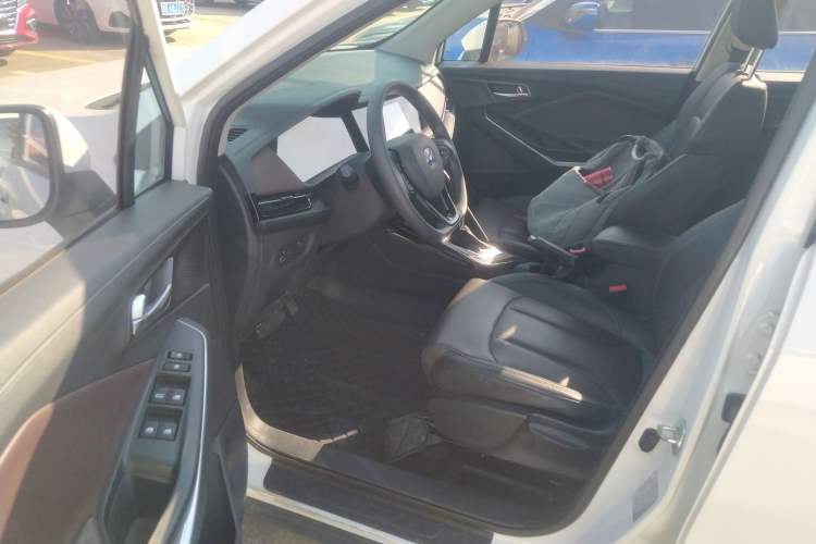 Used Changan CS15 2019 1.5L Automatic Entry Model China VI Standard
