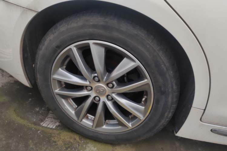 Used Infiniti Q50L 2022 2.0T Comfort Edition
