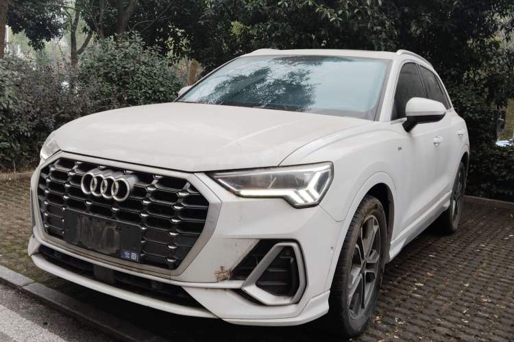 Used Audi Q3 2022 40 TFSI Fashion Dynamic Model