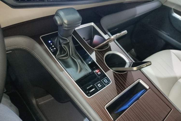 Used Toyota Sienna 2023 2.5L Hybrid Comfort Edition
