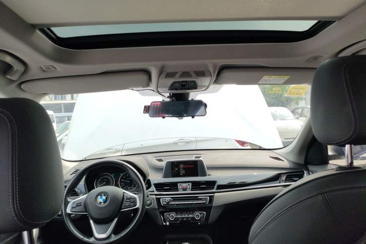 Used BMW X1 2016 sDrive18Li Luxury Model
