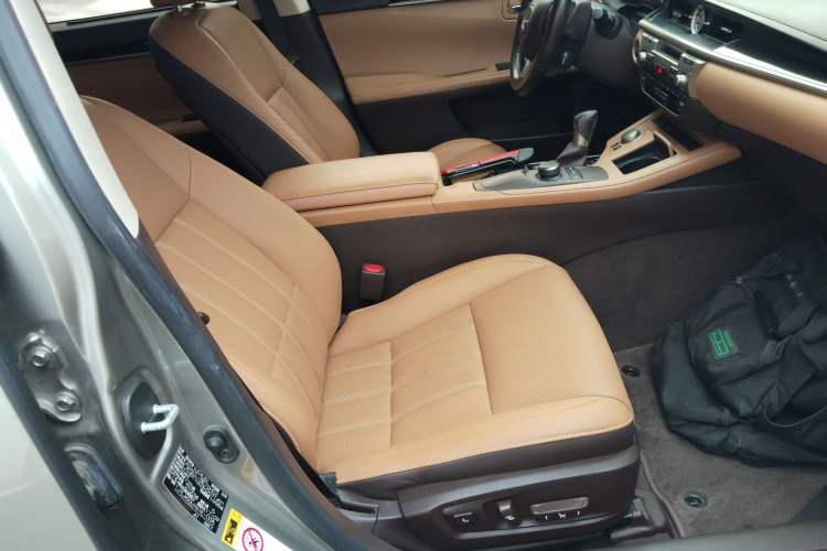 Used Lexus ES 2015 200 Elite Edition
