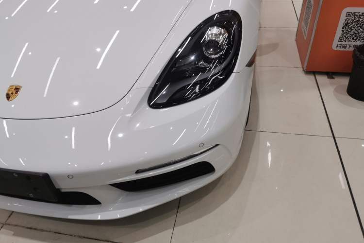 Used Porsche 718 2020 Cayman 2.0T
