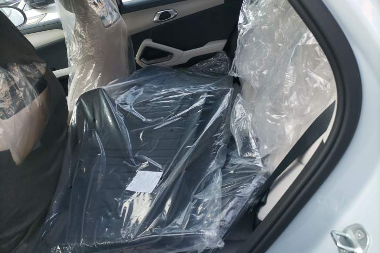 Used BYD Yuan UP 2025 Intelligent Driving Version 401 KM Dynamic Edition
