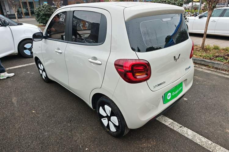 Used Wuling Hongguang MINIEV 2025 Four-Door Version Advanced Edition

