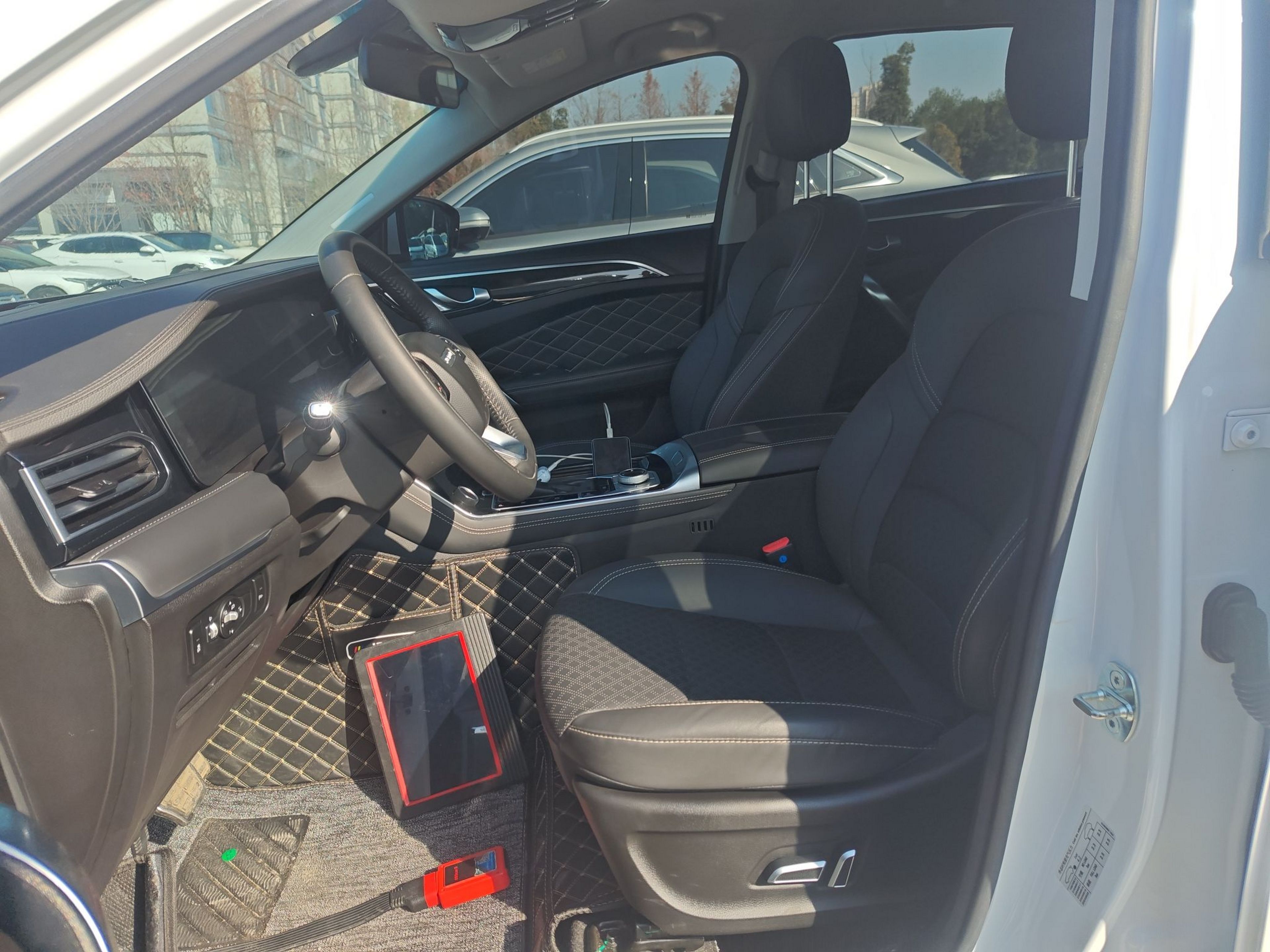 Переднее сиденье в автомобиле