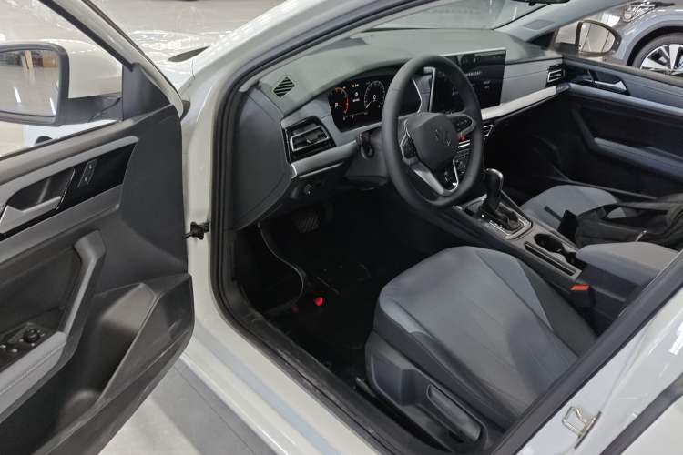 Used Volkswagen Lavida 2024 1.5L Automatic 5 Million Edition