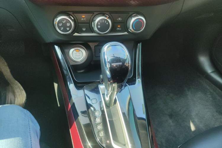 Used Nissan Lannia 2019 1.6L CVT Smart Connect Smart Cool Version China VI Standard