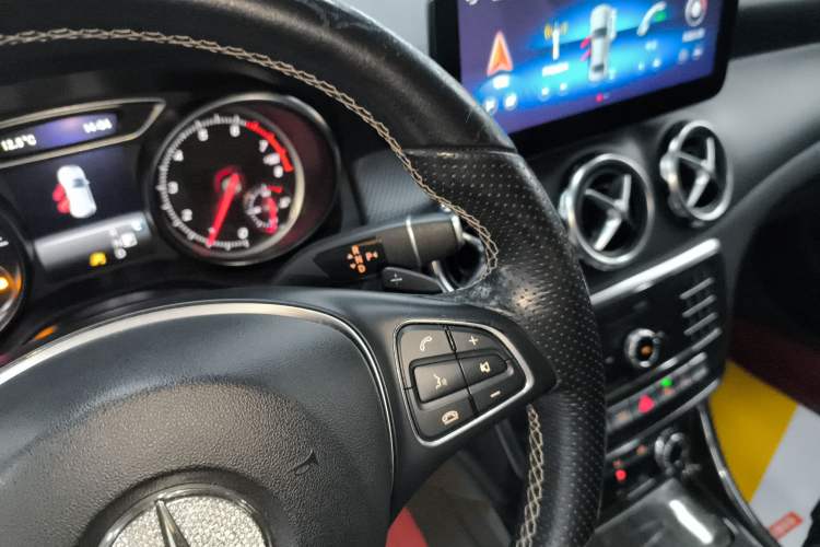 Used Mercedes-Benz GLA 2018 GLA 200 Fashion Model