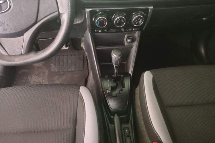 Used Toyota YARiS L 2021 1.5L CVT Leading Edition
