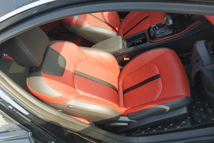 Used Dongfeng Aeolus Yixuan 2021 230T Automatic Zuiying Knight Edition