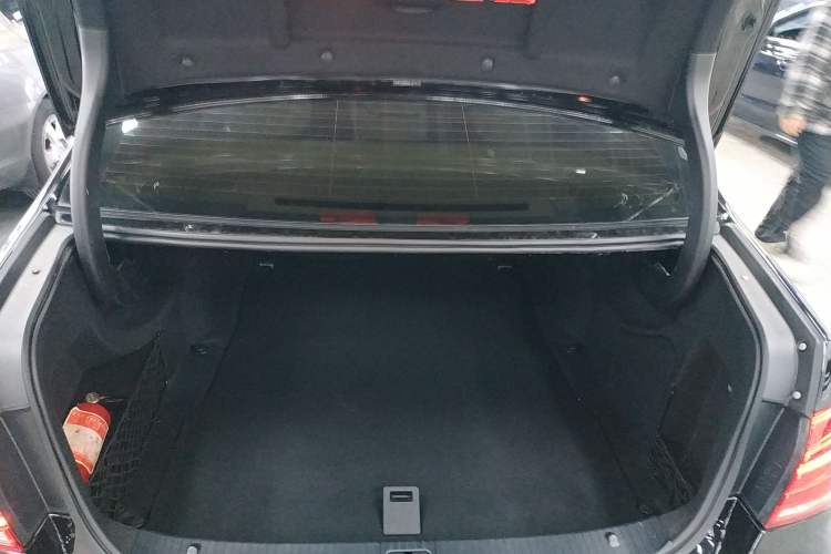 Used Mercedes-Benz E-Class 2015 Revised E 180 L Sport Edition
