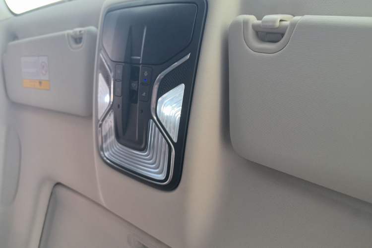 Used Changan CS85 COUPE 2019 1.5T DCT Dynamic Version China VI Standard
