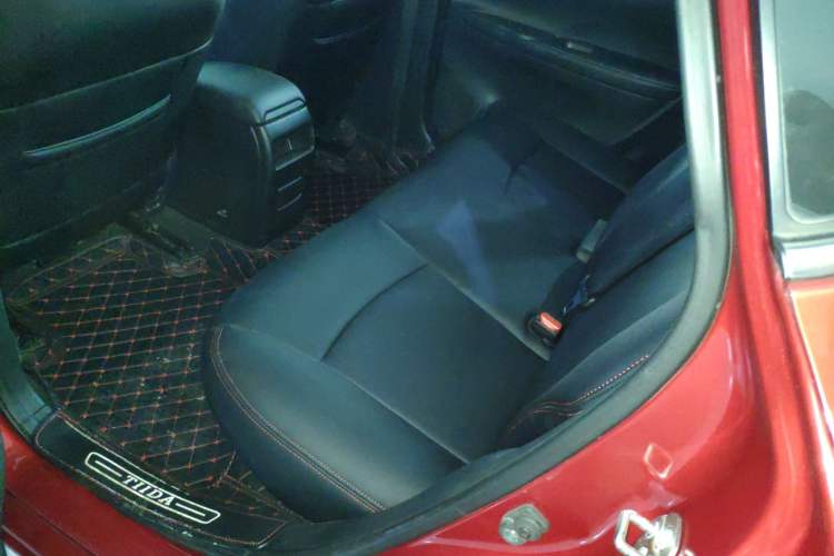 Used Nissan Tiida 2016 1.6L CVT Cool Dynamic Edition