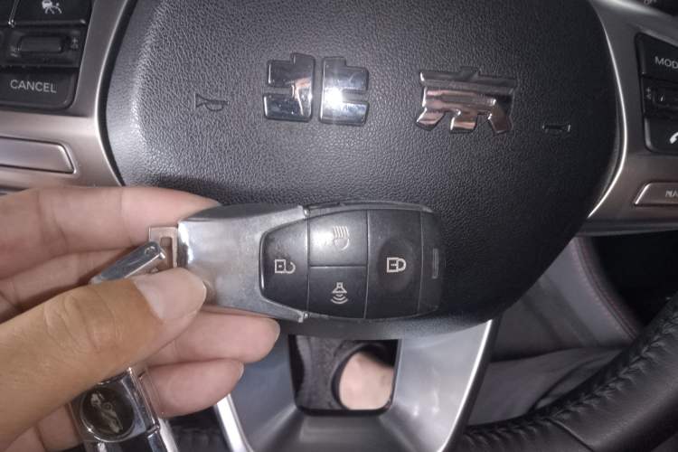 Used Beijing Auto BJ40 2021 2.3T Automatic Four-Wheel Drive Blade Hero Edition Supreme Version
