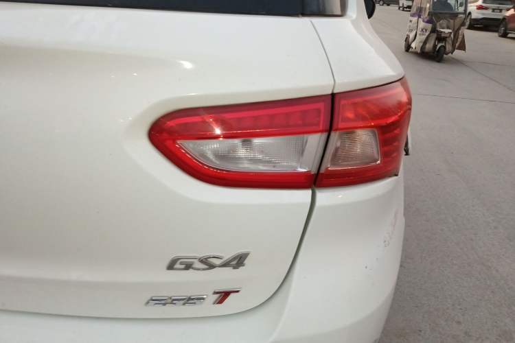 Used GAC Trumpchi GS4 2017 235T Automatic Two-Wheel Drive Luxury Smart Connectivity Version