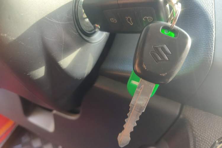 Used Suzuki Swift 2016 1.5L Automatic Fashionable Coolplay Edition
