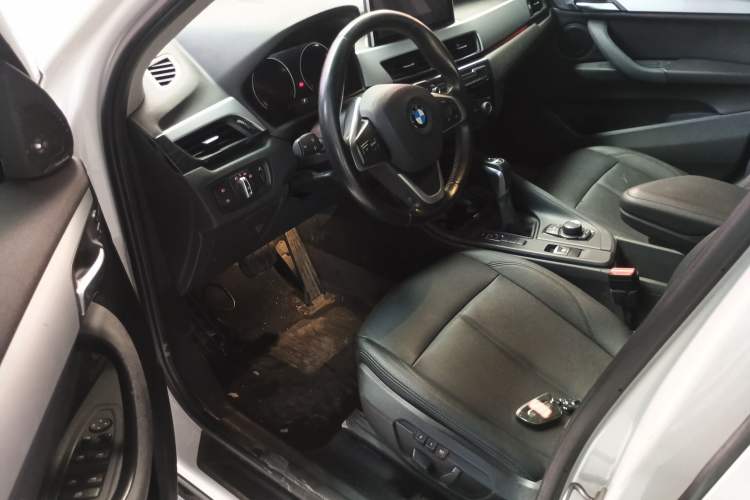 Used BMW X1 2018 sDrive20Li Leading Model