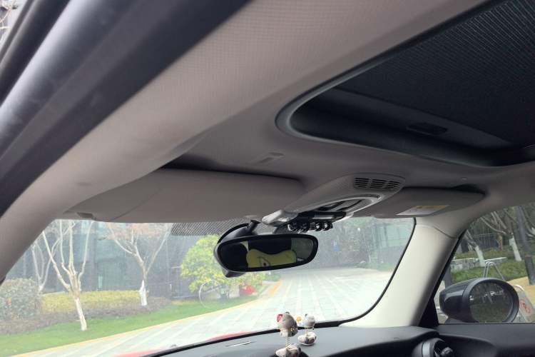 Used MINI MINI 2022 1.5T COOPER Classic Edition