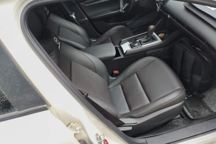 Used Mazda Mazda 3 Axela 2023 2.0L Automatic ZhiXuan Edition
