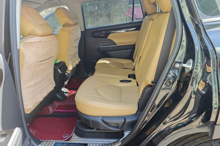 Used Toyota Highlander 2023 2.5L Smart Electric Hybrid Dual-Engine 4x4 Elite Edition 7 Seats
