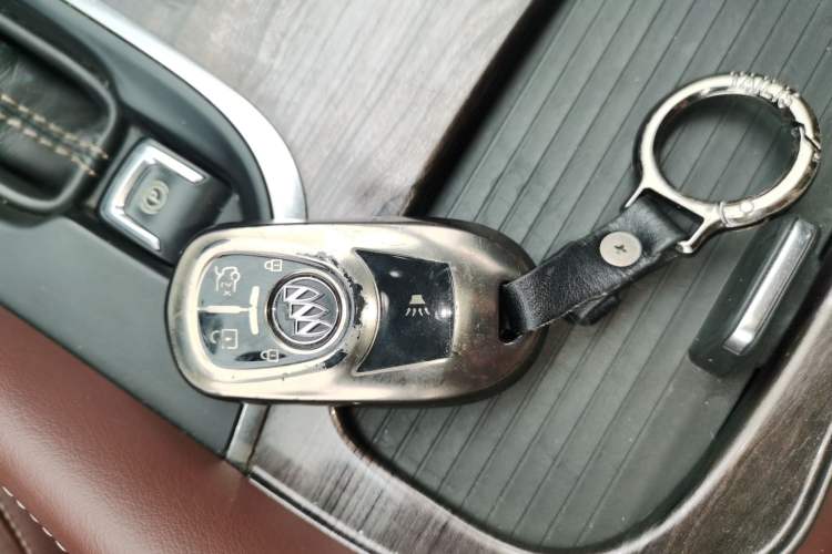 Used Buick Envision 2017 28T Four-Wheel Drive Elite Model