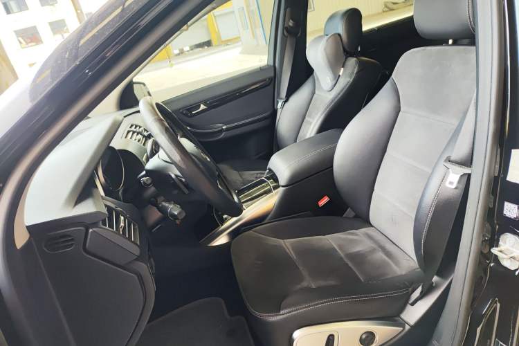 Used Mercedes-Benz R-Class 2014 R 320 4MATIC Business Model
