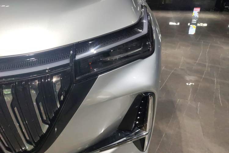 Used Geely Auto FX11 2025 4th Generation 1.5TD DCT – Setting Sail