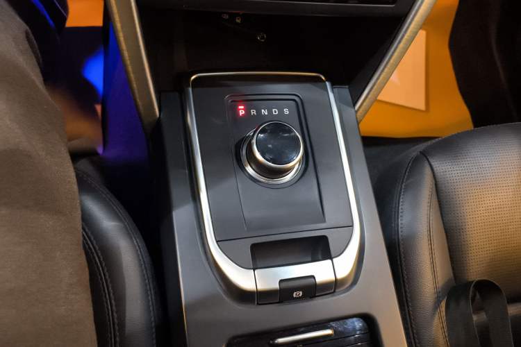 Used Land Rover Discovery Sport 2018 240 PS SE Version
