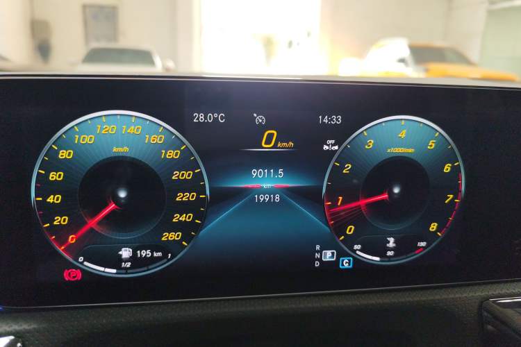 Used Mercedes-Benz A-Class 2022 Revised Version A 200 L Sport Sedan Fashionable Style
