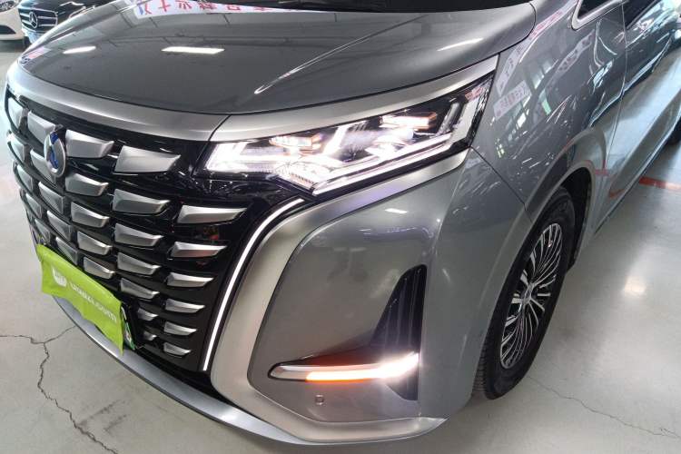 Used Denza D9 2022 DM-i 970 Four-Wheel Drive Flagship Model