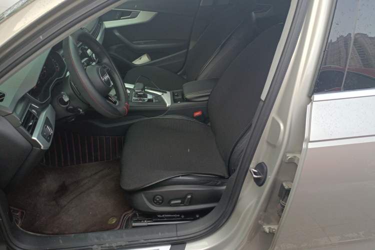 Used Audi A4L 2018 30th Anniversary Edition 40 TFSI Fashion Model