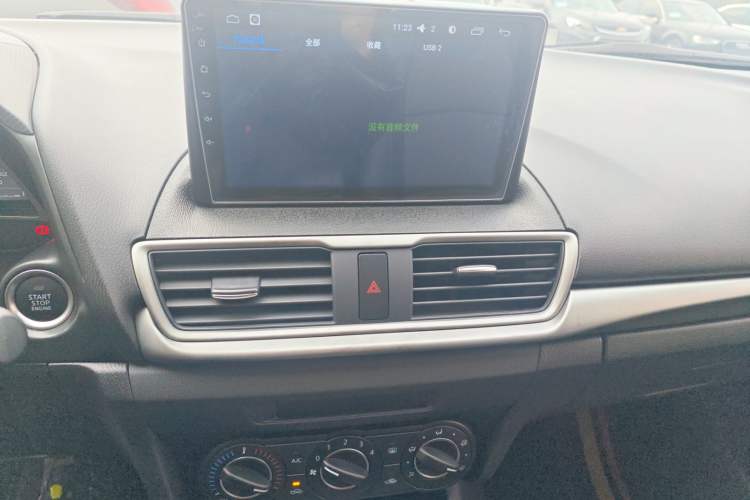 Used Mazda Mazda 3 Axela 2017 Sedan 1.5L Automatic Comfort Model Emission Standard China V
