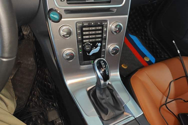 Used Volvo S60 2018 S60L T3 Smart Upgrade Edition
