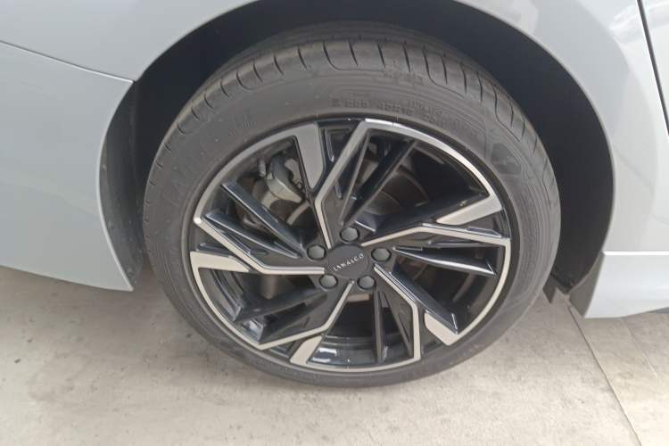 Used Lynk & Co 03 2023 1.5T EM-F PM
