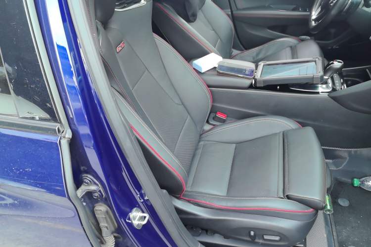 Used Buick Regal 2017 GS 28T Luxury Model
