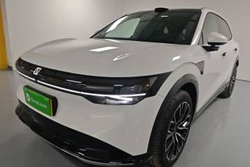 Used Zeekr 7X 2025 100 kWh Long-Range Rear-Wheel Drive with Intelligent Driving Features