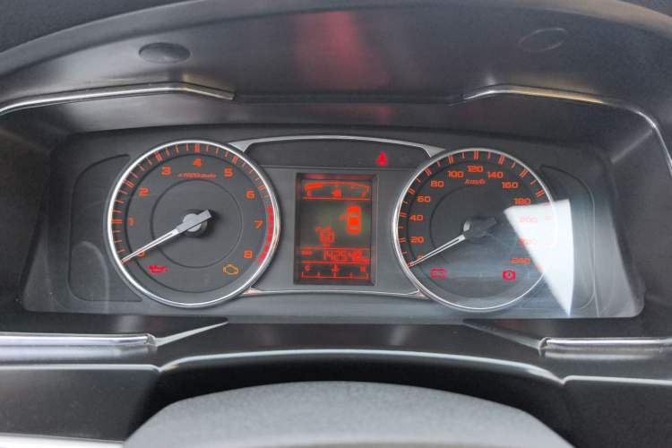 Used Geely Auto Vision 2017 1.5L Manual Happiness Edition