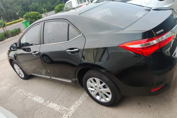 Used Toyota Corolla 2014 1.6L CVT GL-i Leather Edition
